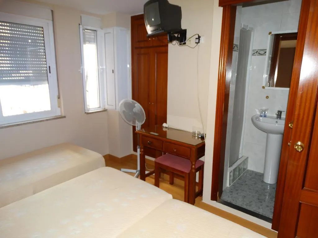 Hostal La Redonda Granada 2*,
