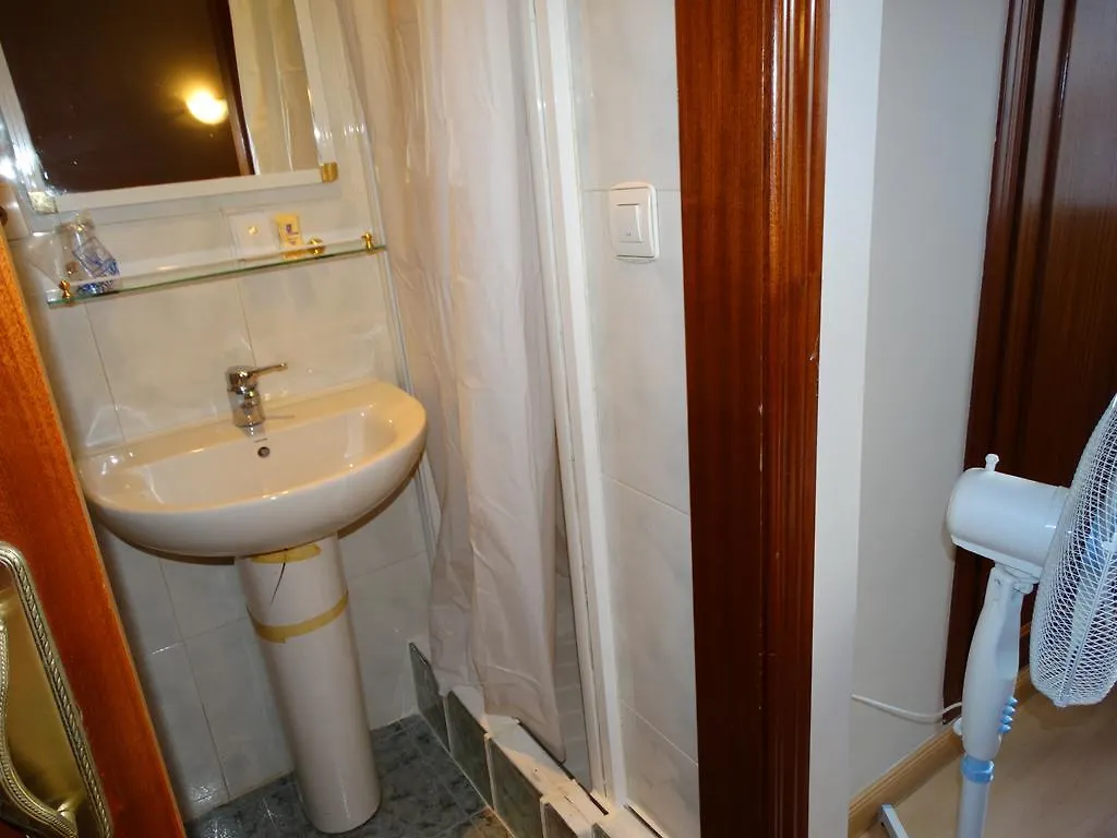 Guest house Hostal La Redonda Granada