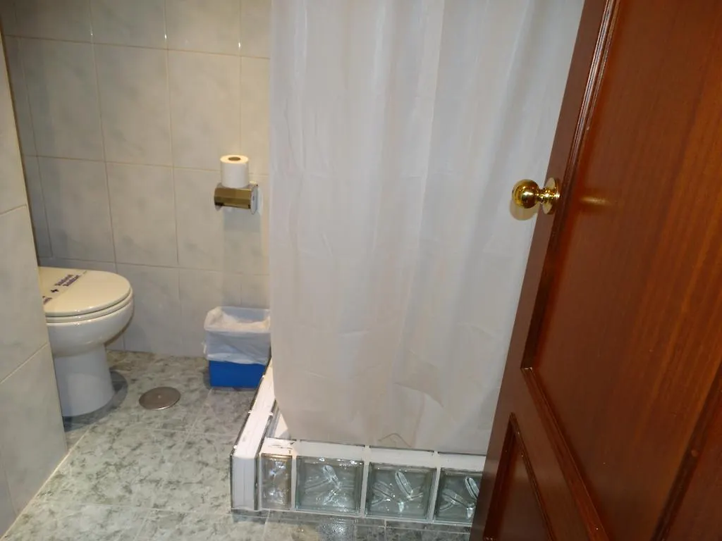 Hostal La Redonda Granada Guest house