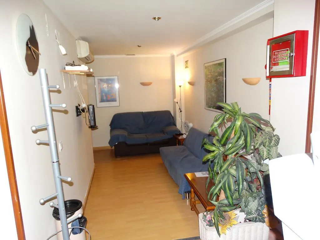 Hostal La Redonda Granada Guest house